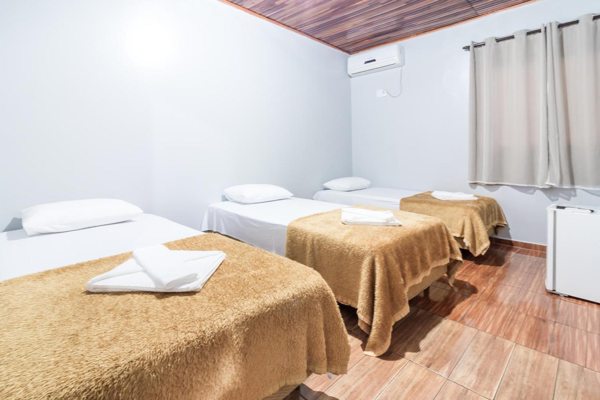 פוז דו איגואסו Foz Budget Hotel מראה חיצוני תמונה