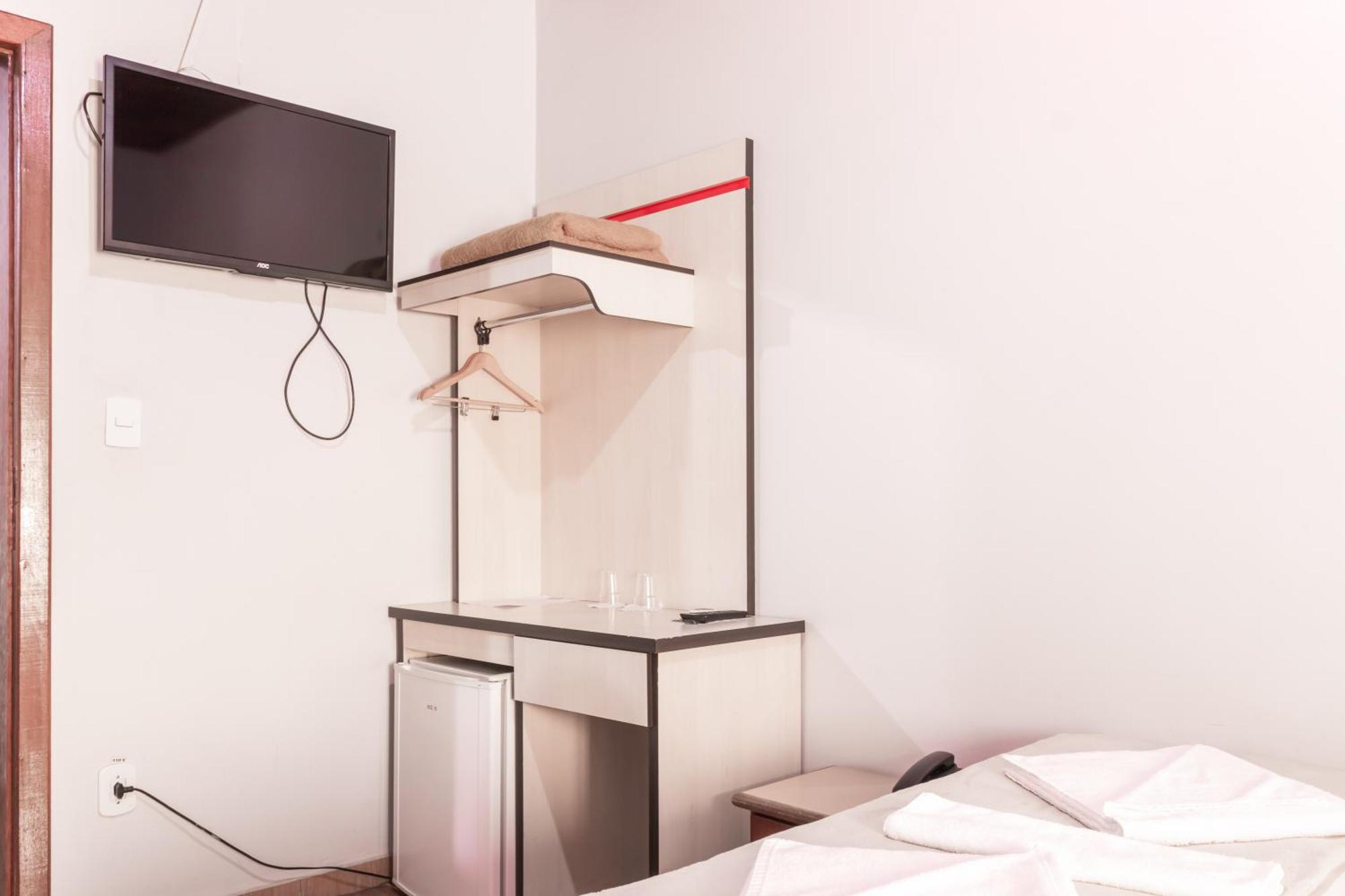 פוז דו איגואסו Foz Budget Hotel מראה חיצוני תמונה